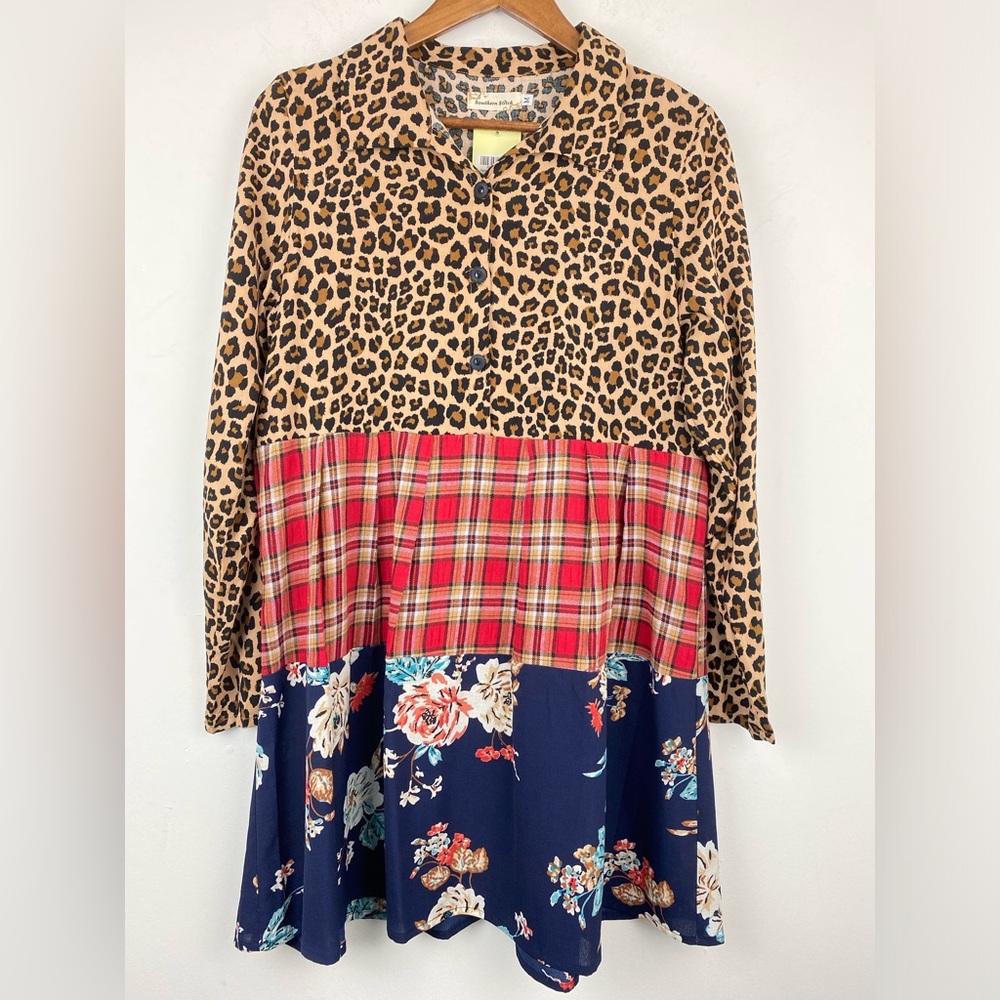 Southern Stitch size Medium Women’s Multicolor Mixed Print Tiered Tunic Top